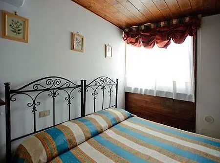 Nocleg ze śniadaniem Il Viottolo 3*