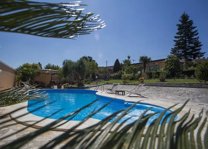 לינה וארוחת בוקר Il Viottolo 3*