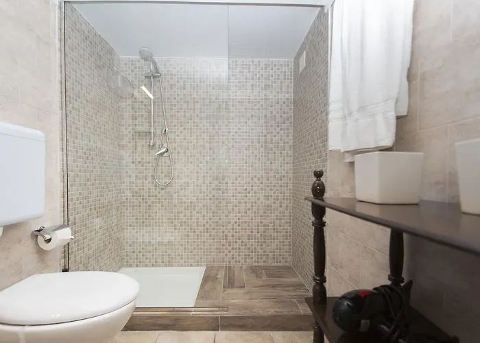 Il Viottolo נוצ'י